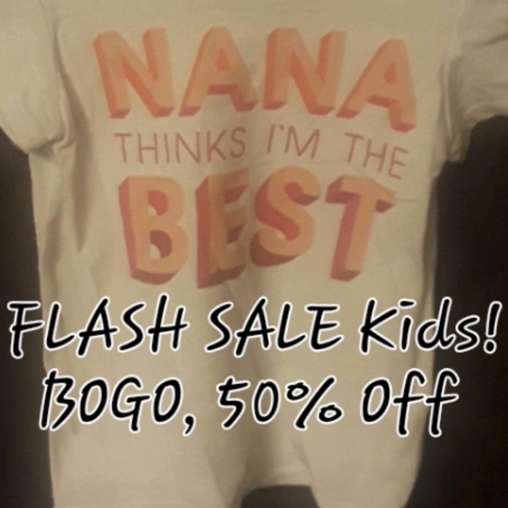 Old Navy Graphic Tee "NANA Thinks I'M THE BEST"